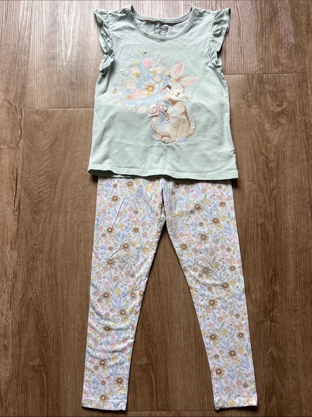 Cynthia Rowley Girls Bunny Top with Matching Floral Leggings Size 7/8